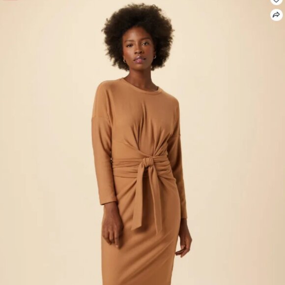 Amour Vert Russo Fleece Dress - Picture 1 of 4